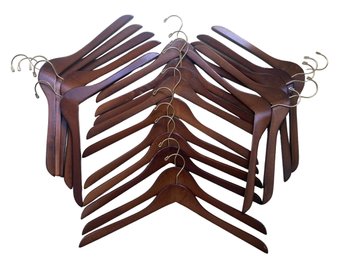 25 Quality Wood Hangers (A)