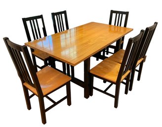 Hardwood Dining Table With Chairs