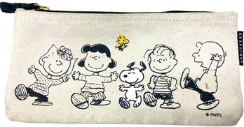 Peanuts Snoopy Zippered Pencil Pouch By Graphique 10'