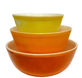 Trio Of Vintage Pyrex Nesting Bowls - Sienna-Orange -Yellow
