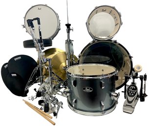 Pearl 'Roadshow' 15 Piece Drum Set Plus