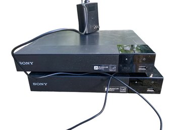 2 Sony  Blu-Eay Disc DVD Player