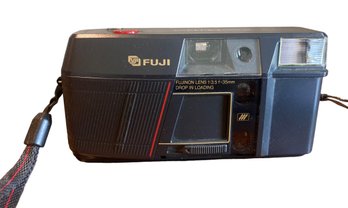 FUJI DL145 35mm Camera