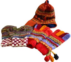 Fine Vintage Peruvian Woolen Gloves And Hat