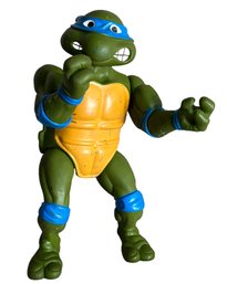 Vintage 1989 Teenage Ninja Turtle Action Figure