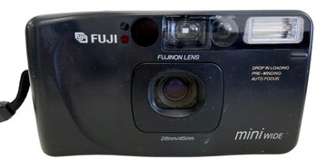 Vintage Fugi Mini Wide DL 500 Film Camera