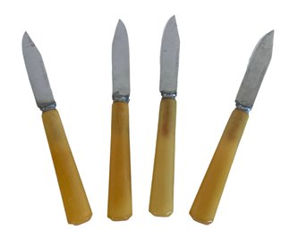 Four Vintage Bakelite  Handled Fruit Knives