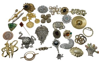 Vintage Elephant, Frog And Eclectic Collection Of Pins - 29 Pieces