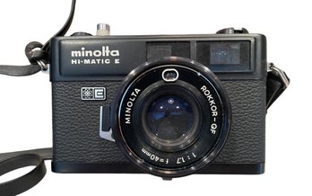 Vintage Minolta Hi-Matic E Film Camera