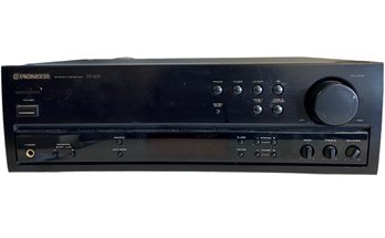 Pioneer Stereo Receiver Model SX-205