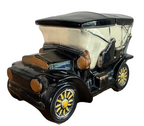 Vintage McCoy Car Cookie Jar  (b-3)