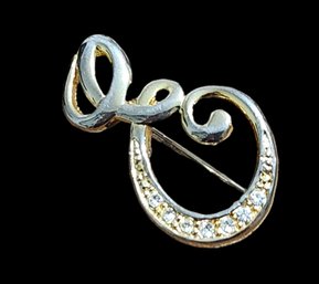 Gold Tone Brooch