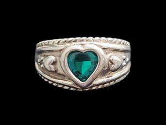 Sterling Silver Ring With Green Stone Heart