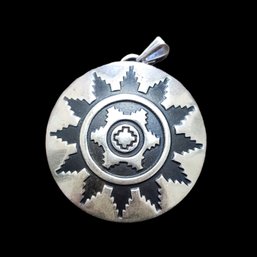 Beautiful Vintage Native American Sterling Silver Pendant