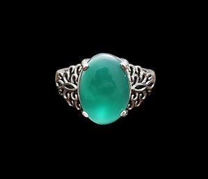 Sterling Silver Ring With Beautiful Green Stone