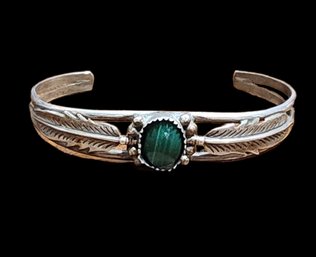 Vintage Native American Sterling Silver Bracelet With Malachite Color Stone