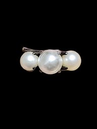 Vintage Sterling Silver Pearl Style Ring