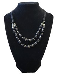 White House/black Market Necklace