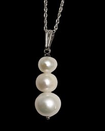 Vintage Sterling Silver Chain With Pearl Style Pendant