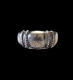 Vintage Sterling Silver Ring Size 6.5