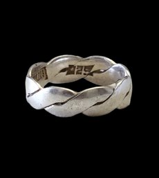 Vintage Sterling Silver Braided Look Ring Size 2.5