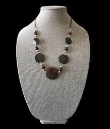 Vintage Burgundy/Black/Gold Necklace