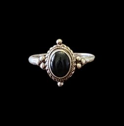 Vintage Sterling Silver Onyx Color Ring Size 8