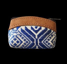 Beautiful Handcrafted Leather/Embroidery Guatemalan Coin Purse