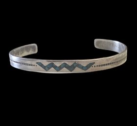 Vintage Native American Sterling Silver Turquoise Color Inlay Bracelet