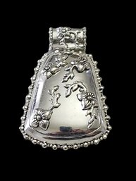 Gorgeous Sterling Silver Floral Decorated Pendant From Thailand