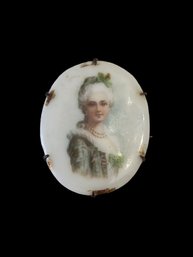 Beautiful Vintage Victorian Painted Brooch