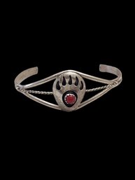 Vintage Navajo Native American Sterling Silver Bear Paw Coral Color Bracelet