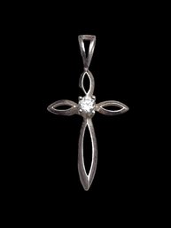 Beautiful Vintage Sterling Silver Cross Pendant