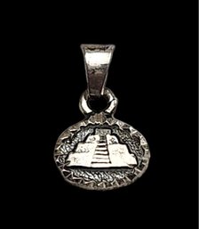 Vintage Mexican Chichen Itza Aztec 950 Silver Pendant