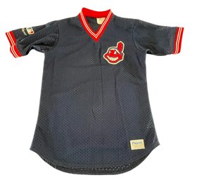 NWOT Majestic Mesh Short Sleeved V-neck Red Trim Chief Wahoo Cleveland Indians Pullover