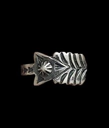 Vintage Native American Sterling Silver Arrow Ring, Size 5.5