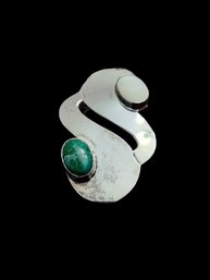 Vintage Sterling Silver Mother Of Pearl Green Agate Stone Brooch/Pendant