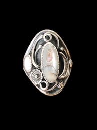 Goooorgeous Vintage Native American Sterling Silver Mother Of Pearl Abalone Ring, Size 7
