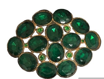 Vtg Emerald Green Rhinestone & Gold Tone Trim Heavy Weight Brooch -Pin 2.5' X 2' ( READ Description)