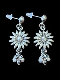 Vintage Flower Bee Earrings