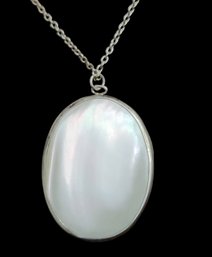 Beautiful Vintage Sterling Silver Mother Of Pearl Necklace