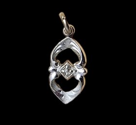 Vintage Sterling Silver Pendant