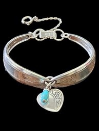 Beautiful Vintage Sterling Silver Turquoise Color Stone Heart Bracelet