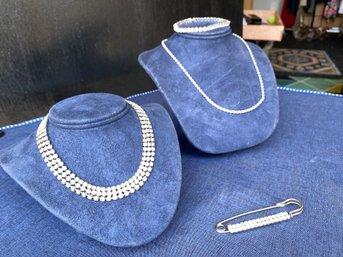 4 Pc Rhinestone Vintage Jewelry Party!