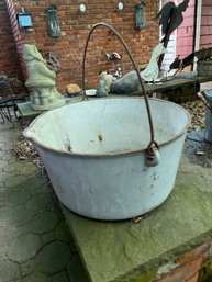 Vintage Cast Iron Pot