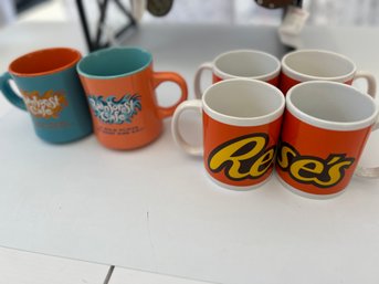 Novelty Mugs Reeses And Rainforest Cafe