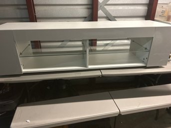 White Hi Gloss Display Table