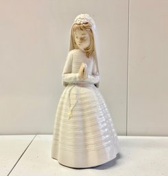 Nao By Lladro Porcelain Girl In Prayer