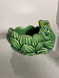 McCoy Frog/Lotus Planter
