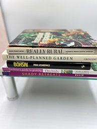 Books On Gardening And Houseplant Care